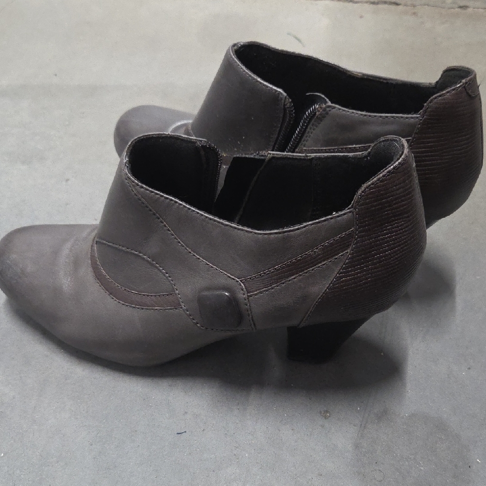Clarks Brown Low Heel Ankle Booties